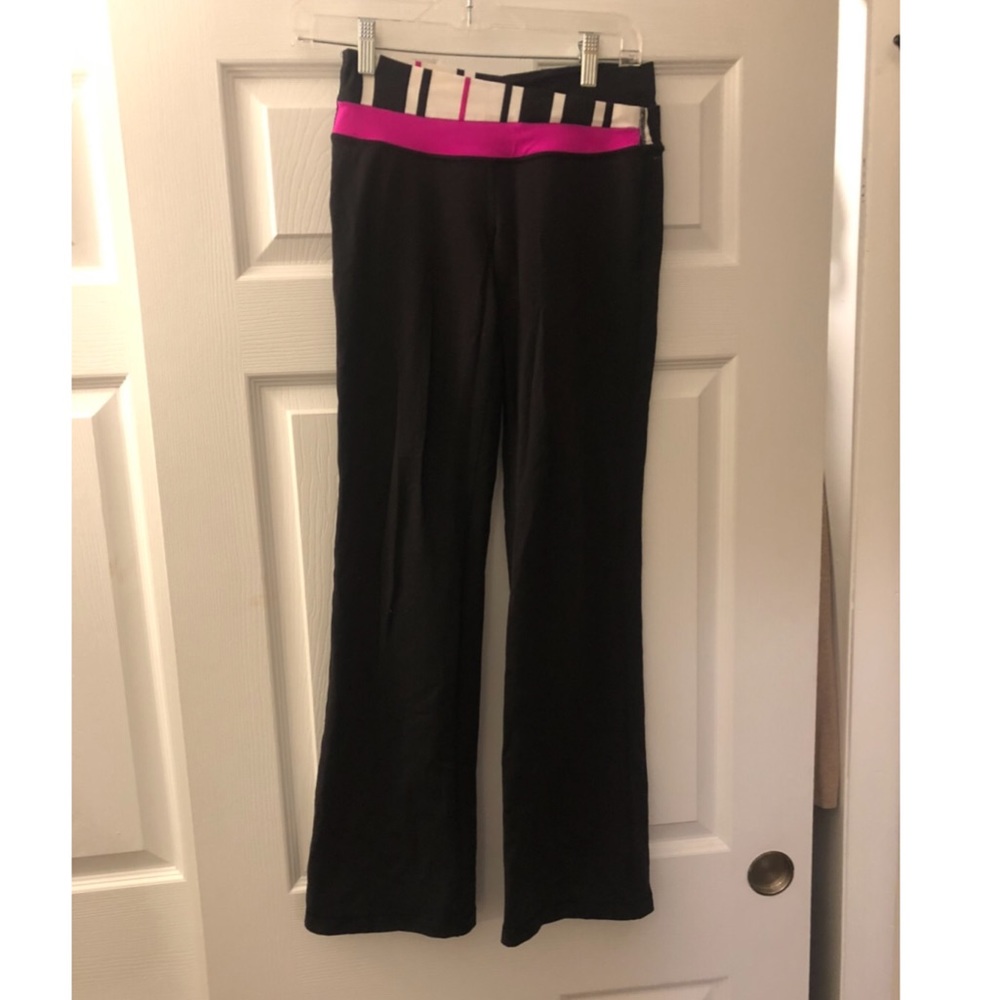 Lululemon size 4 Yoga Pants
